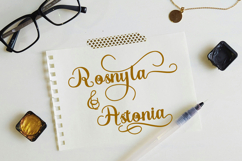 Lovelle Product Image 2