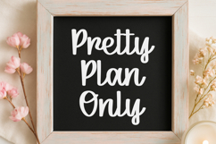Holly Aura - Handwritten Script Font Product Image 3