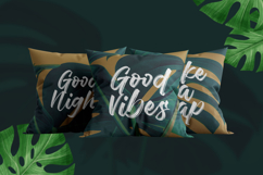 Bettawork - Brush Script Bold Product Image 3