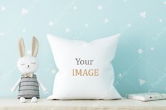 Pillow Mockup, White Pillow Mockup / 255 Product Image 1