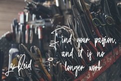 Web Font RoulettesSignature - Handwritten Font Product Image 7
