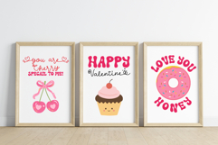 Love You Honey is perfect for Valentine’s Day font Product Image 4