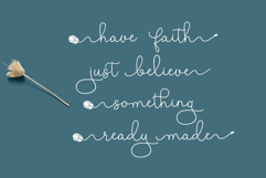 Malgosha Script Product Image 5