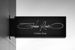 Luxodia Signature | Signature Font Product Image 4