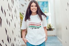 Retro Christmas SVG Bundle - Merry Christmas Quote T-Shirt Product Image 7