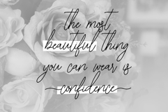 Bearetta - Beautiful Handwritting Font Product Image 5