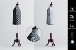 Man T-shirt Mockup Product Image 7