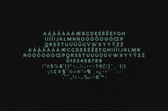 Esquie Sans Serif Bold Neo Grotesque Display Typeface Product Image 5