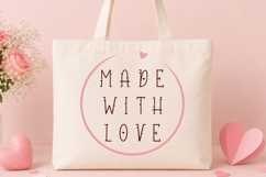 Heart Landing - Cute Valentine Display Font Product Image 5
