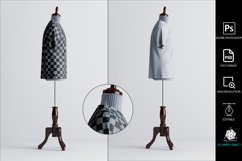 Man T-shirt Mockup Product Image 8