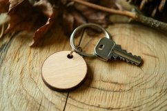round key chain mockup design Product Image 1