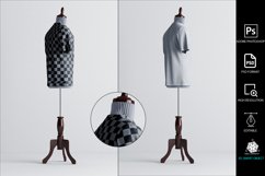 Man T-shirt Mockup Product Image 9