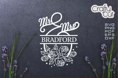 Mr and Mrs sign, Family Last Name Floral wreath, Rustic Sign Product Image 3