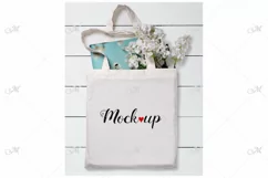 Eco tote bag Mockup. PSD & JPEG Product Image 1