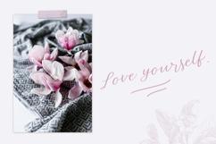 Blossomberry Font Product Image 8