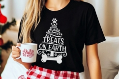 Treats On Earth Svg, Christmas Dog Svg, Holiday Treats Svg. Product Image 7