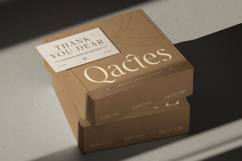 Le Saint Clair - Beauty Nostalgic Retro Serif Font Product Image 7