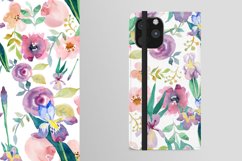 Seamless pattern irises in watercolor