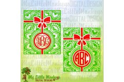 Mandala Christmas Present Monogram Base Product Image 1