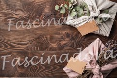 Zero waste, Valentine's Day eco-friendly gift wrapping in Fu Product Image 1