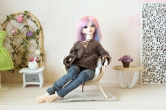 Miniature shield chair with 3 legs digital vector file, doll Product Image 9