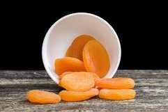 dehydrated dried apricots Product Image 1