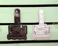 ITH Antique Sewing Machine Vinyl Key Fob or Bag Tag - Snap Tab Machine Embroidery Product Image 3