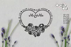 Mr and Mrs sign, Family Last Name Floral wreath, Rustic Sign Product Image 3