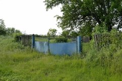 SET beautiful old gate from abandoned house in village Product Image 7