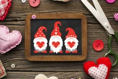 Valentine gnomes svg, gnome love, heart, valentines day svg Product Image 5