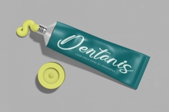 Amlerish Stagnate - Bold Handwritten Font Product Image 8