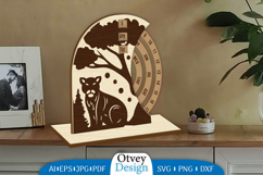 Animals Round Calendar Lasercut Product Image 1