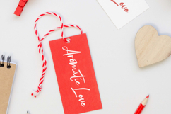 Aromatic Love Font Product Image 4
