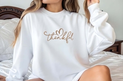 Thankful Heart Embroidery Design Product Image 3