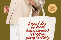 Barlinotes - New Handwritten Script Font Product Image 3