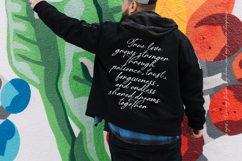 Benthisa - Stylish Calligraphy Font Product Image 14