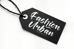 Berlin Travels - Bold Calligraphy Script Product Image 14