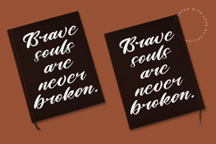 Birdsta Creamy - Bold Calligraphy Script Font Product Image 11