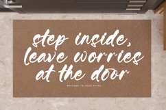 Buttons - Modern Handwritten Script Font Product Image 2