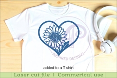 Daisy flower heart wall sign, SVG file. Product Image 3
