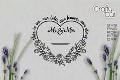 Mr and Mrs sign, Family Last Name Floral wreath, Rustic Sign Product Image 3