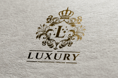 Royal Golden Heraldic Letter L Luxury Crest Logo Product Image 3