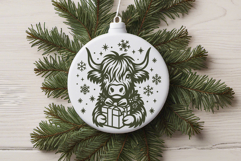 Christmas Highland Cow SVG | Cute Cow with Gift Product Image 2