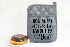 CHRISTMAS POT HOLDERS FOR TEACHERS SVG I CHRISTMAS GIFTS FOR TEACHERS SVG I TEACHER ORNAMENTS SVG