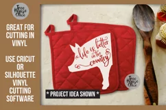 Country Life Quote inside a pig silhouette on a red pot holder as a cricut or silhouette vinyl project example.   Great for cutting in vinyl using cricut or silhouette