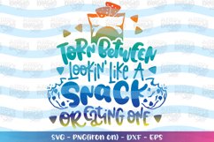 Mom svg Torn between lookin' like a Snack or eating one Product Image 1