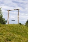 ordinary wooden swing Product Image 1
