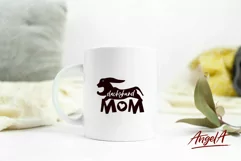 Dachshund mom funny dog quote is t shirt print design. Compatible with cutting machines