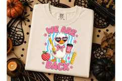 We Are Back Teacher Duck PNG Tee Product Image 3
