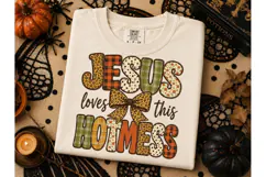 Jesus Loves This Hot Mess PNG Tee Product Image 3